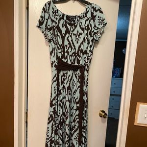 Ladies mint/chocolate long flowing dress